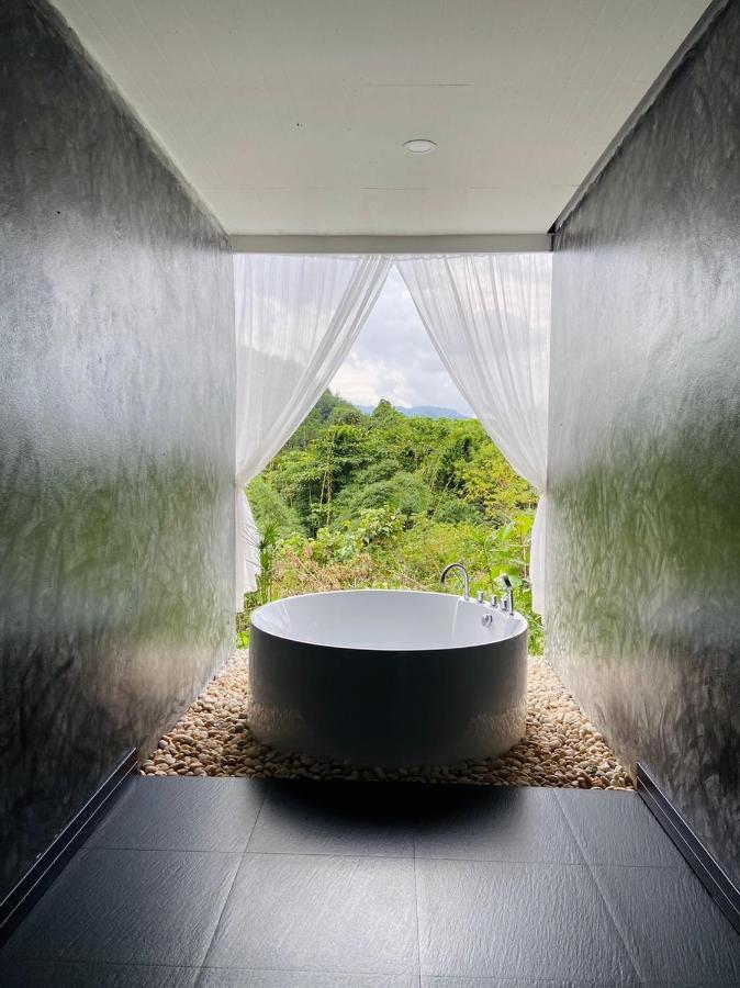 Tanoshi Glamping In Khao Sok Hotell Khao Sok National Park Eksteriør bilde
